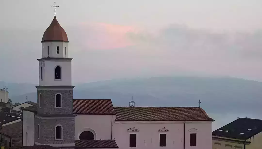 Un'immagine generica segnaposto con angoli arrotondati in una figura.